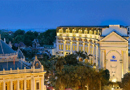 hilton hanoi opera hotel