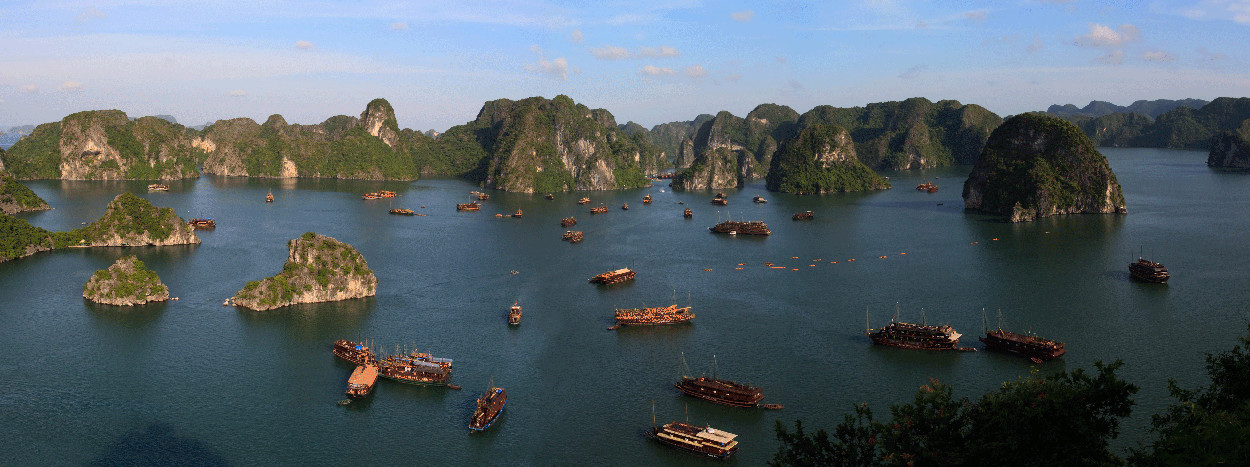 /resource/Images/Indochina/headerimage/Halong-Bay-junk-boats-Vietn.jpg