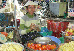 market in luang prabang