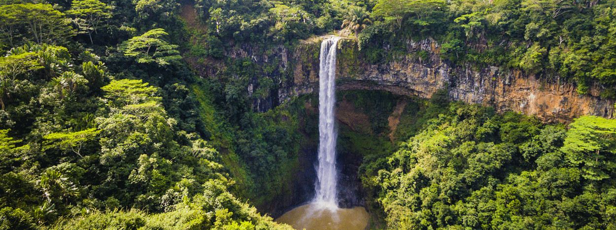 /resource/Images/indianocean/mauritius/headerimage/Chamarel-Waterfall.jpg