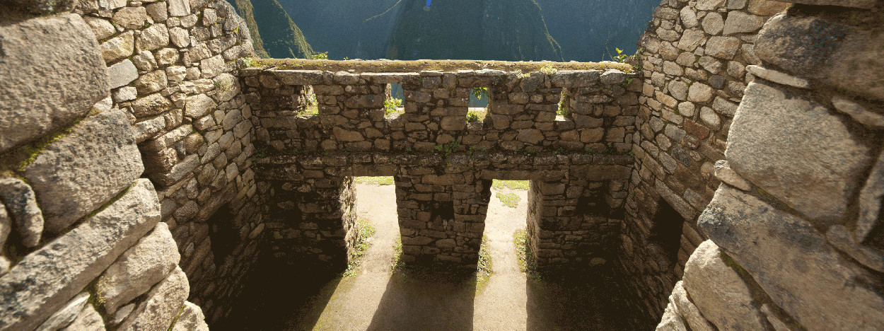 /resource/Images/southamerica/peru/headerimage/Detail-of-Inca-wall-in-the-ancient-city-of-Machu-Picchu,-Peru.jpg